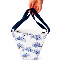 Cargar imagen en el visor de la galería, Basket Porcelain Blue
