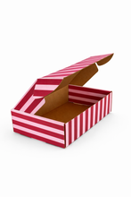 Cargar imagen en el visor de la galería, Caja Bouquet  Rayas Rosa y Burgundy
