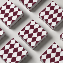 Cargar imagen en el visor de la galería, Harlequin Scone
