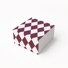 Cargar imagen en el visor de la galería, Harlequin Scone
