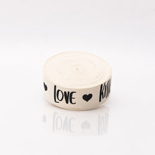 Cargar imagen en el visor de la galería, Listón Love Kisses Amour 42 mm/10mts
